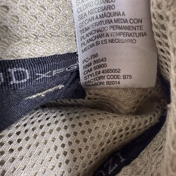 Izod Golf Mens Swingflex Cargo Shorts Khaki Size 38 Comfy‎ Flexible Mesh Pockets - Picture 11 of 16